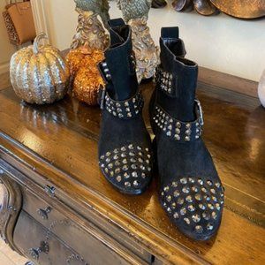 Twiggy London booties